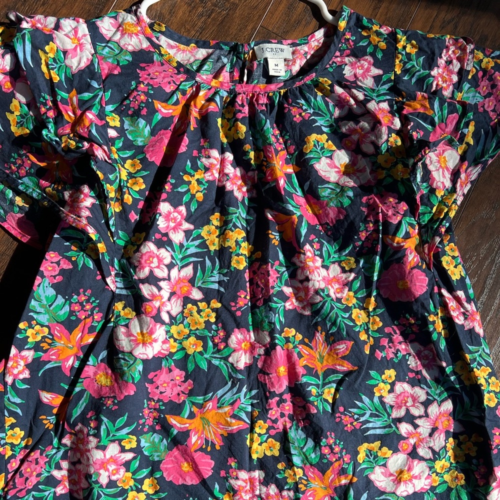 COPY - ❤️J.Crew Top - Picture 4 of 12